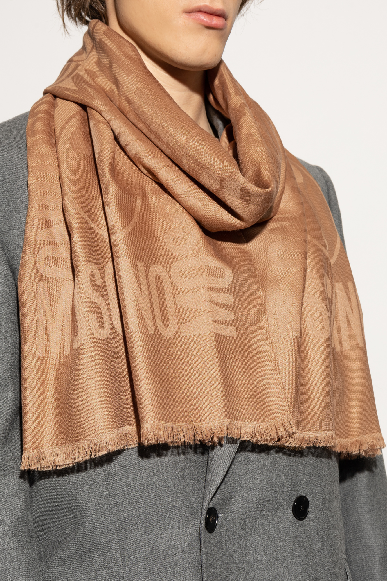 マフラー・ストール FERRAGAMO FW23 Camel cashmere scarf (320622762084 BEIGE) Mixed cashmere scarf - Men | Ferragamo